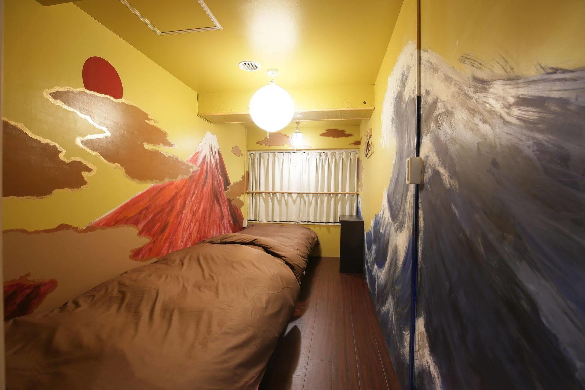 Samurais Hostel Ikebukuro Tokio Exterior foto